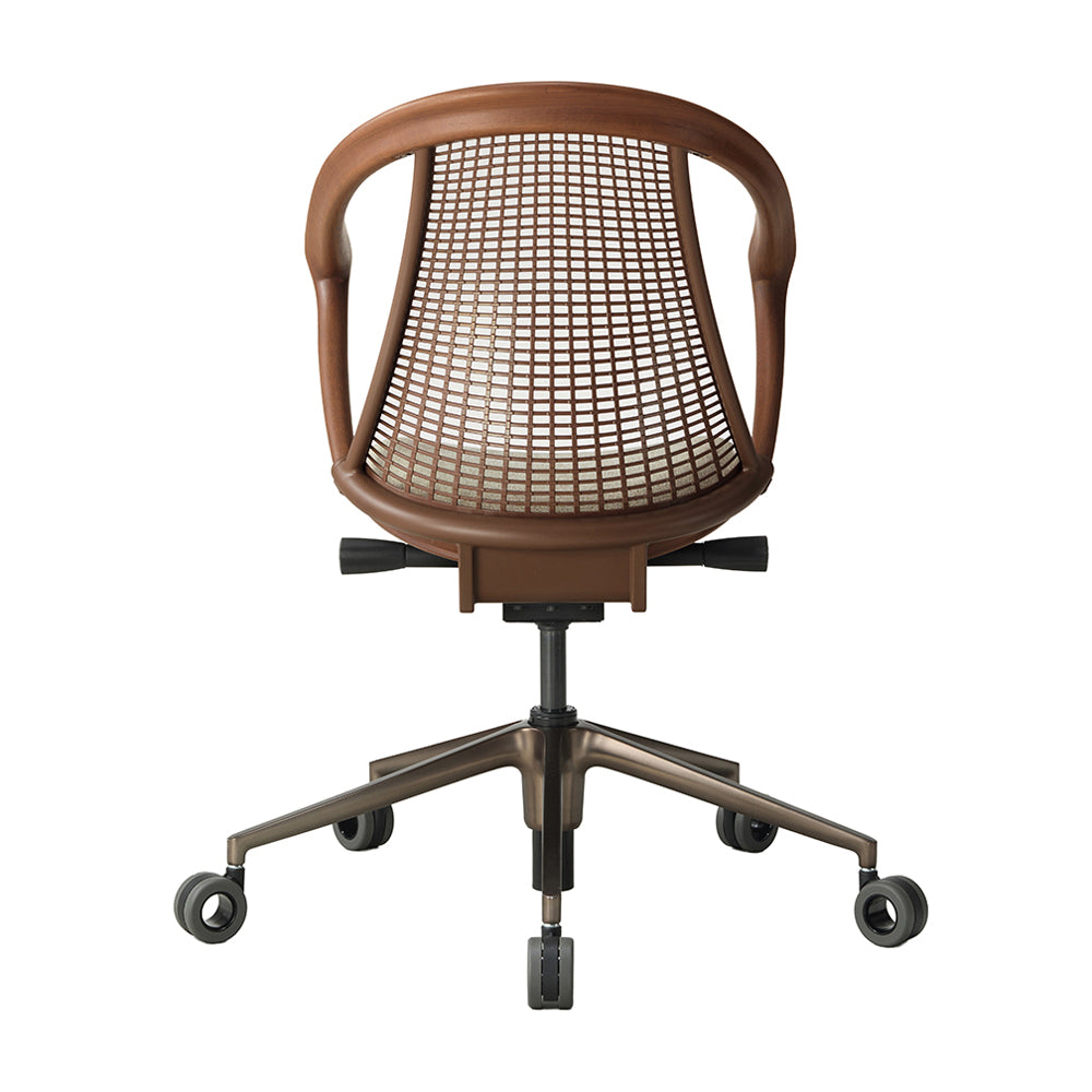 WonW Chair】美しいフォルムと快適な座り心地、環境にも配慮した、木製