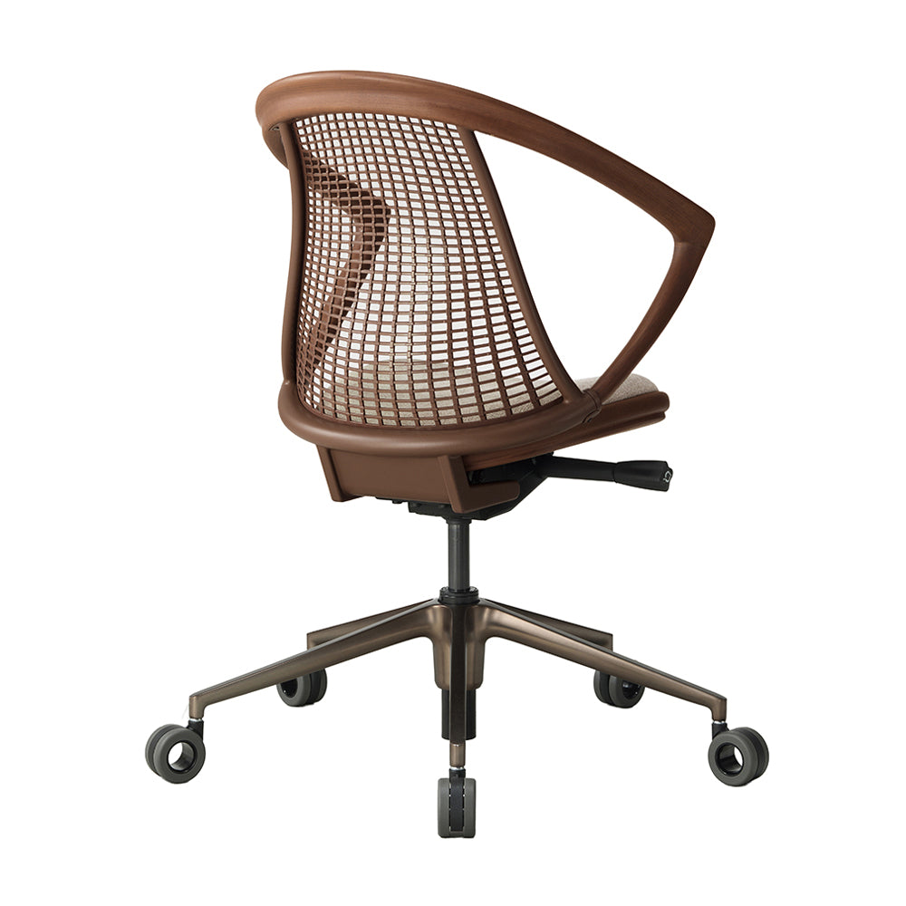 WonW Chair】美しいフォルムと快適な座り心地、環境にも配慮した、木製